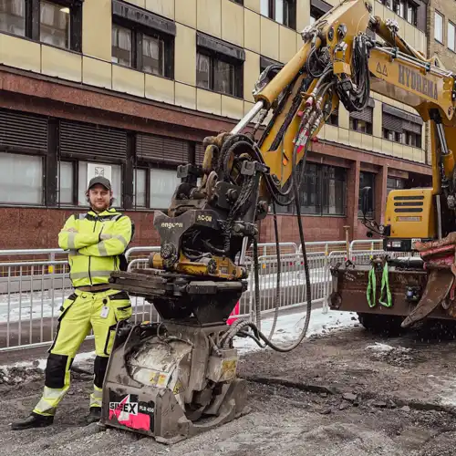 Särestad Entreprenad med Simex asfaltsfräs