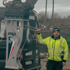 Thörnlund Maskin AB med Furukawa FXJ175 hydraulhammare