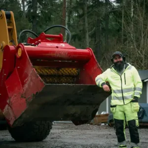 ABTOT MARK OCH ANLÄGGNING AB med Rotastar siktskopa