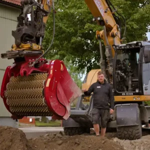 Lyséns Gräv & Schakt AB med Rotastar siktskopa