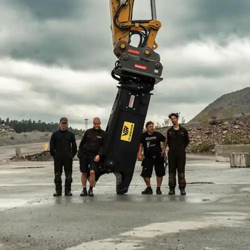 Tysslinge Riv & Återbruk AB med VTN stålsax